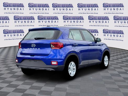 New 2026 Hyundai Venue SE image 7