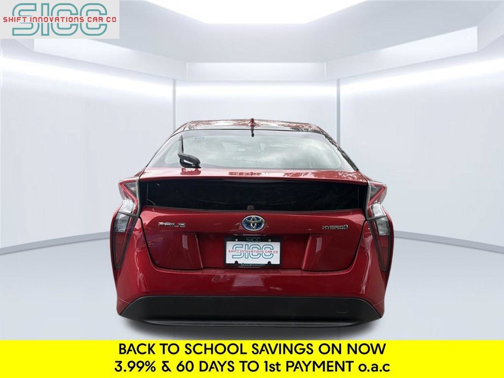 Used 2017 Toyota Prius Four w/ Advanced Technology Package FWD image 4