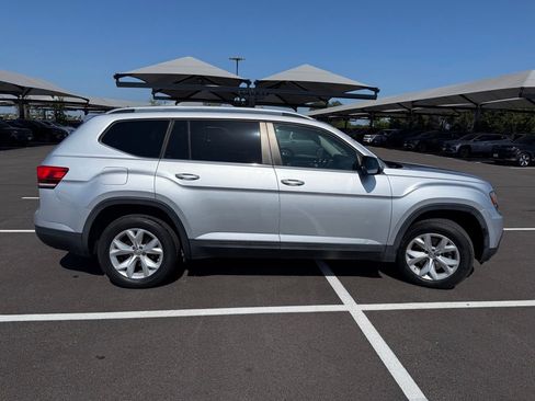 Used 2018 Volkswagen Atlas SE FWD image 4