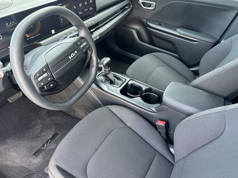 New 2026 Kia K4 FWD image 11