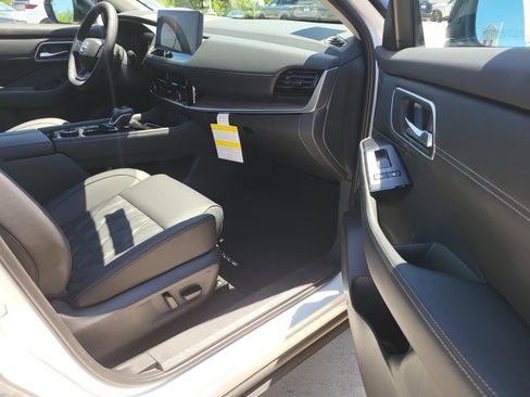New 2026 Nissan Rogue Platinum AWD/4WD image 11