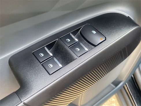 Used 2024 Ford Maverick XL image 13