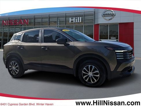 Certified 2025 Nissan Kicks S w/ Charging Package AWD/4WD image 1