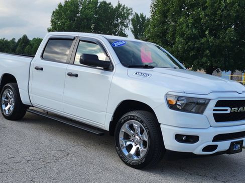 Used 2024 RAM 1500 Tradesman AWD/4WD image 7