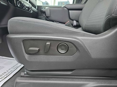 Used 2023 Chevrolet Silverado 1500 LT image 17