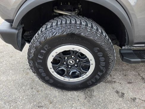 Used 2022 Ford Bronco Outer Banks w/ Sasquatch Package image 27