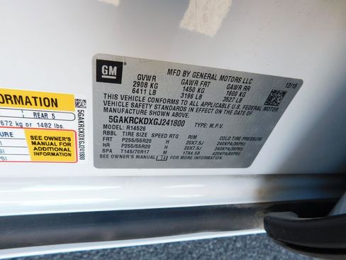 Used 2016 Buick Enclave Premium w/ Experience Buick Package image 9