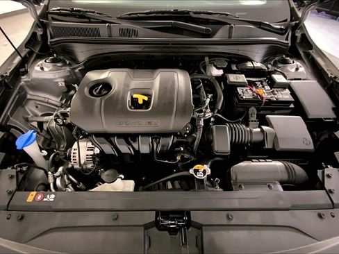 Used 2022 Kia Forte GT-Line w/ GT-Line Premium Package FWD image 10