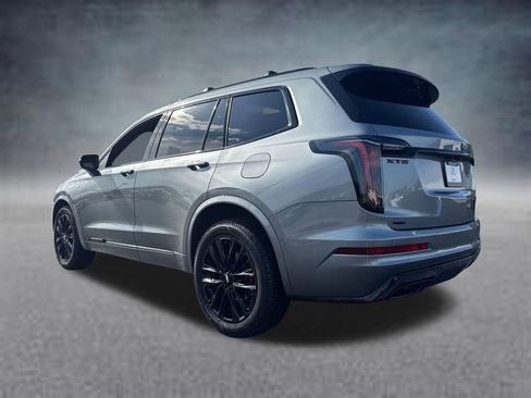 Certified 2023 Cadillac XT6 Sport w/ LPO, ONYX Package AWD/4WD image 6