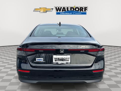 Used 2025 Honda Accord LX image 5