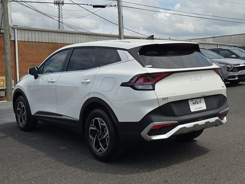 Certified 2025 Kia Sportage LX AWD/4WD image 16