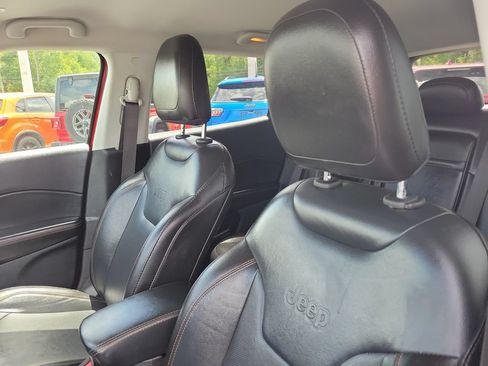 Used 2019 Jeep Compass Limited FWD image 21