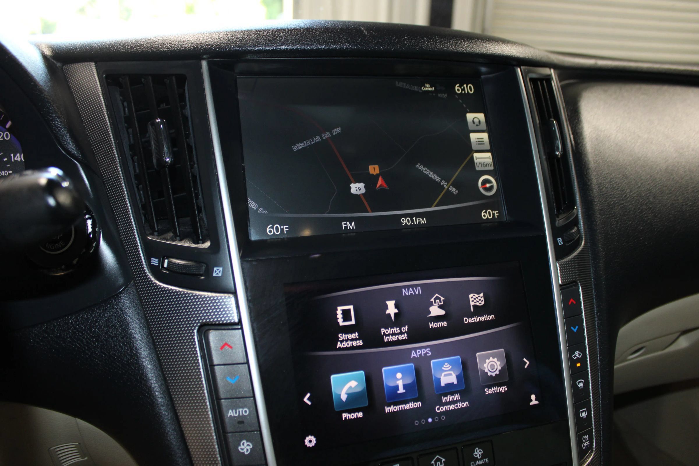 Used 2014 INFINITI Q50 Premium w/ Navigation Package AWD/4WD image 16