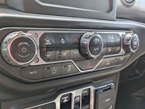 Used 2021 Jeep Wrangler Unlimited Sport AWD/4WD image 20
