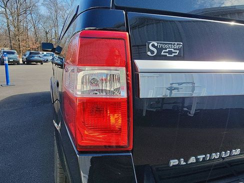 Used 2017 Ford Expedition EL Platinum image 13