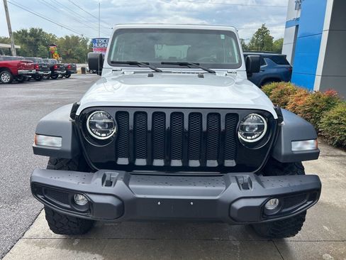 Used 2021 Jeep Wrangler Unlimited Sport image 3