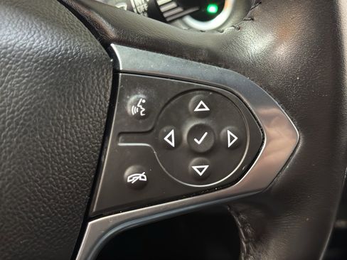 Used 2022 Chevrolet Traverse Premier w/ Redline Edition image 24