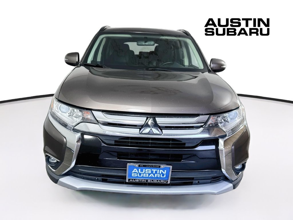 Used 2016 Mitsubishi Outlander AWD image 2