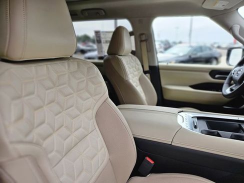 New 2026 Nissan Armada Platinum RWD image 13