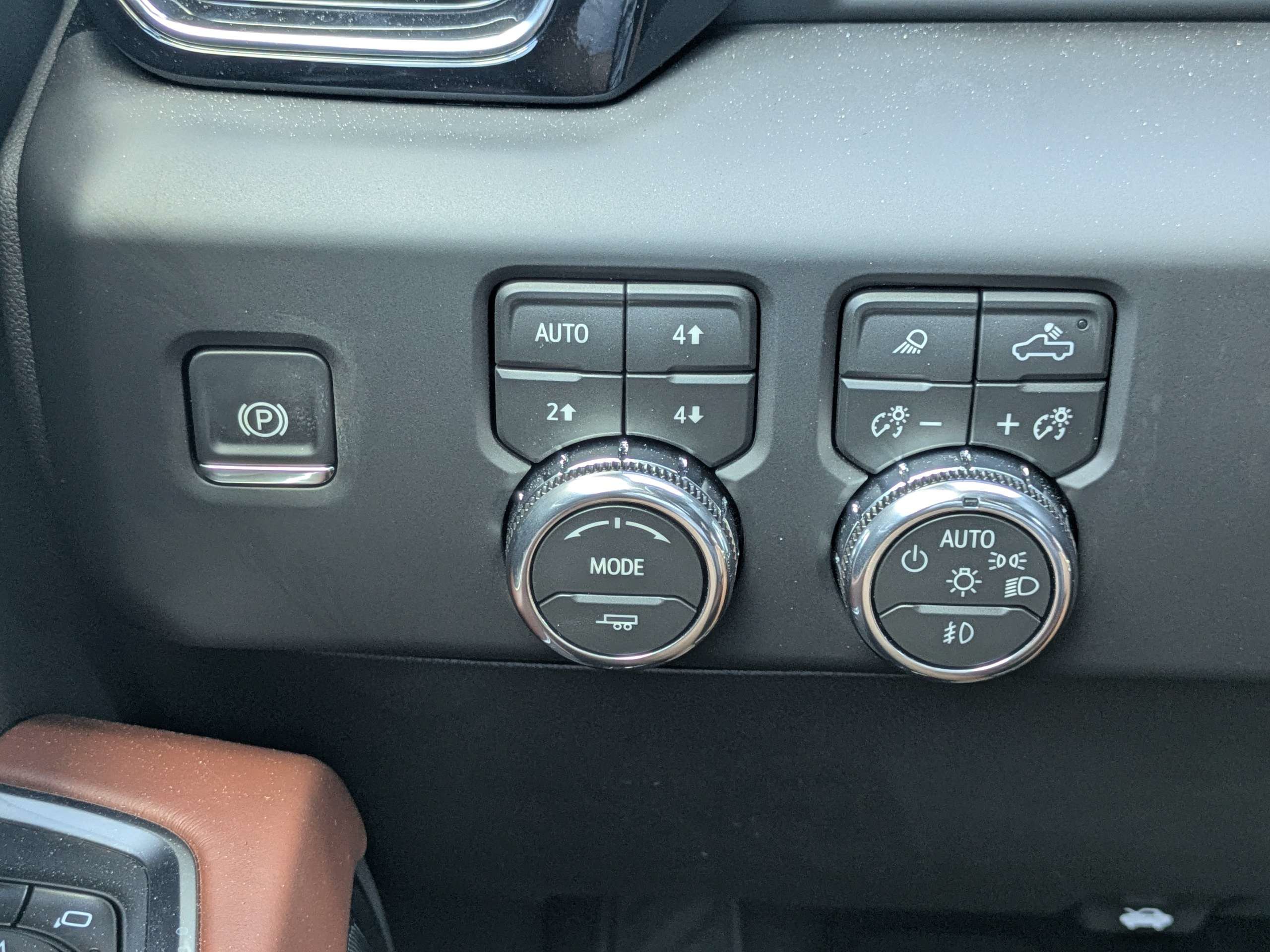 Used 2026 GMC Sierra 3500 Denali Ultimate AWD/4WD image 25