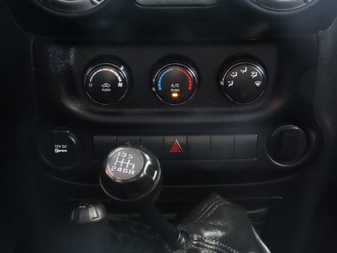 Used 2014 Jeep Wrangler Unlimited Sport AWD/4WD image 42