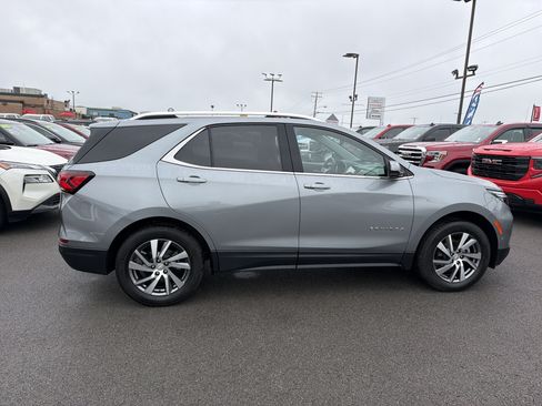 Used 2023 Chevrolet Equinox Premier AWD/4WD image 5