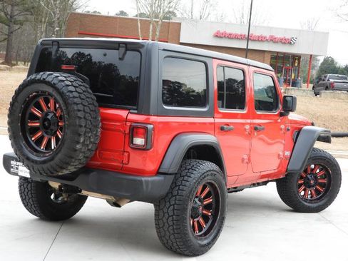 Used 2019 Jeep Wrangler Unlimited Sport S image 7