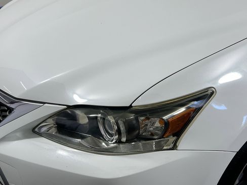 Used 2015 Lexus CT 200h w/ Navigation Package image 33