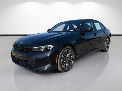 New 2026 BMW 330i xDrive Sedan w/ M Sport Package AWD/4WD image 7