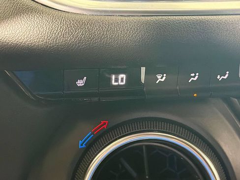 Used 2023 Chevrolet Blazer LT w/ Convenience Package FWD image 20