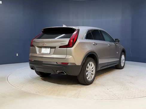 Certified 2023 Cadillac XT4 Luxury image 9