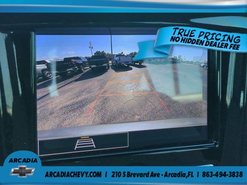 Used 2023 Chevrolet Traverse LS FWD image 20