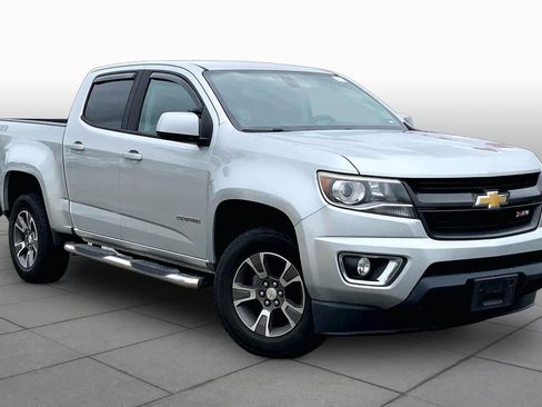 Used 2016 Chevrolet Colorado Z71 AWD/4WD image 3