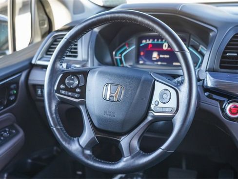 Used 2022 Honda Odyssey Elite image 17