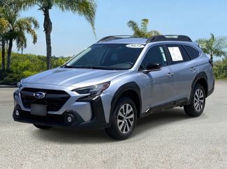 Used 2023 Subaru Outback Premium AWD/4WD video 1