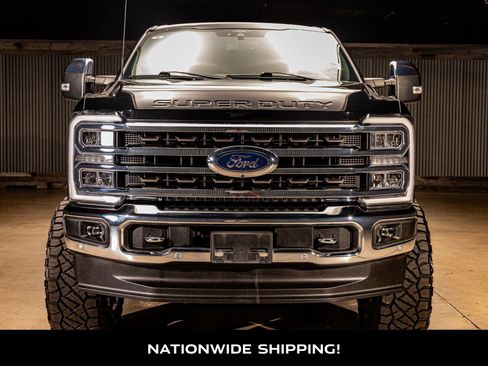 Used 2024 Ford F250 King Ranch w/ Chrome Package image 4