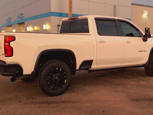 Used 2025 Chevrolet Silverado 3500 LTZ image 2