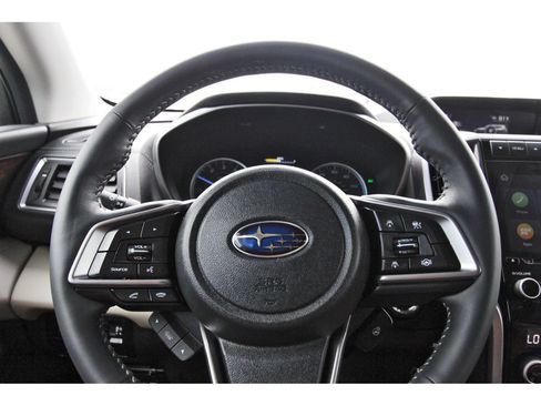 Used 2021 Subaru Ascent Touring AWD/4WD image 17