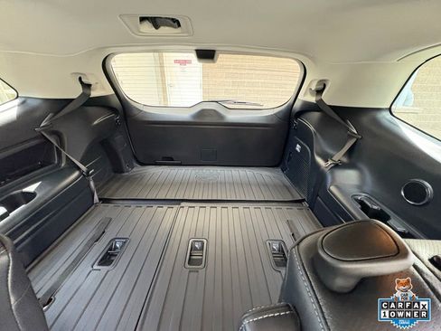 Used 2023 Subaru Ascent Touring AWD/4WD image 27
