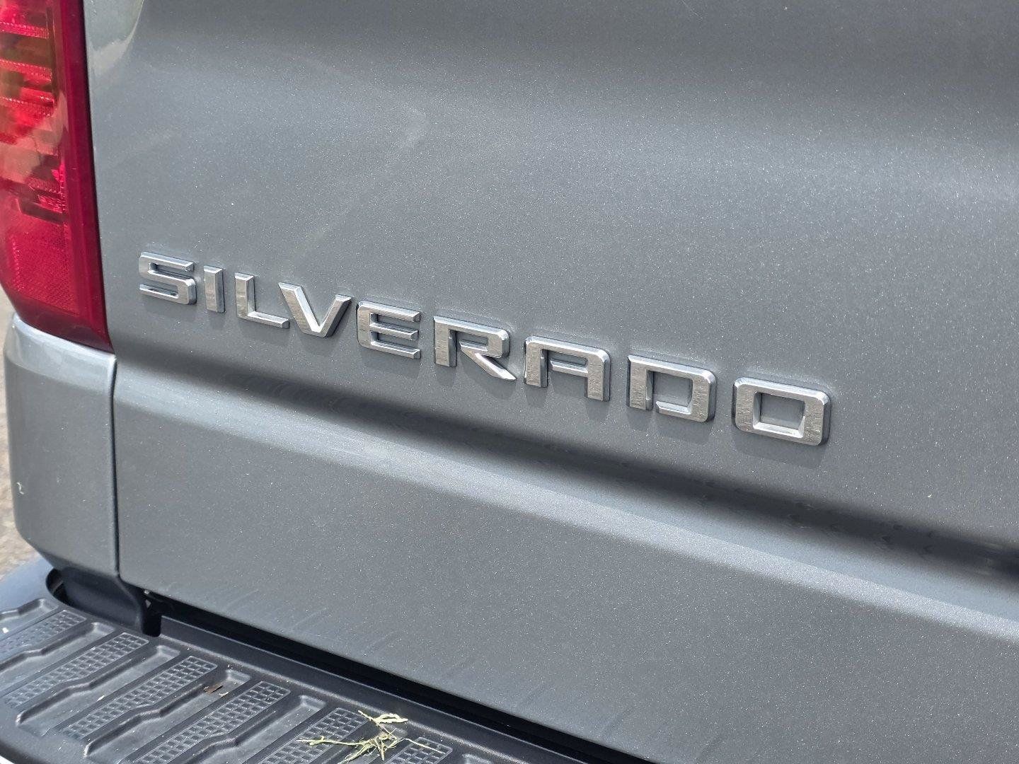 Used 2025 Chevrolet Silverado 1500 LT RWD image 29
