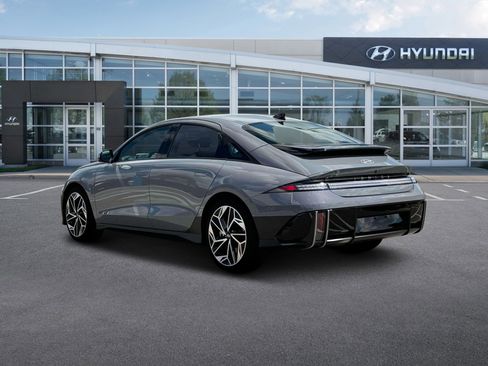 New 2025 Hyundai Ioniq 6 Limited image 5