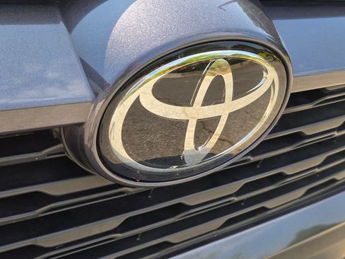 Used 2025 Toyota RAV4 LE FWD image 5