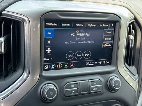 Used 2021 Chevrolet Silverado 1500 LTZ w/ LTZ Premium Package AWD/4WD image 26