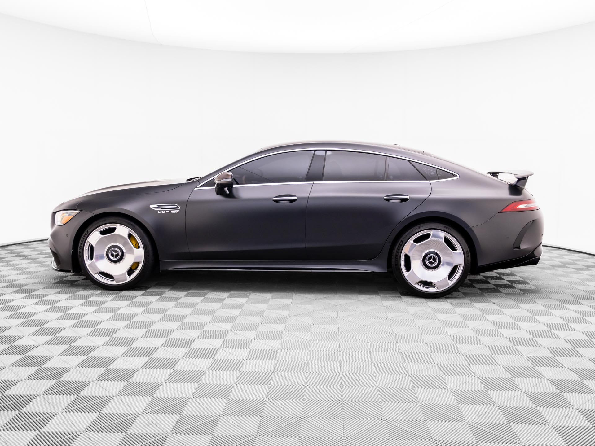 Used 2021 Mercedes-Benz AMG GT 63 S image 2