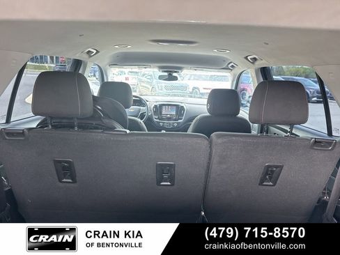 Used 2019 Chevrolet Traverse LS image 19