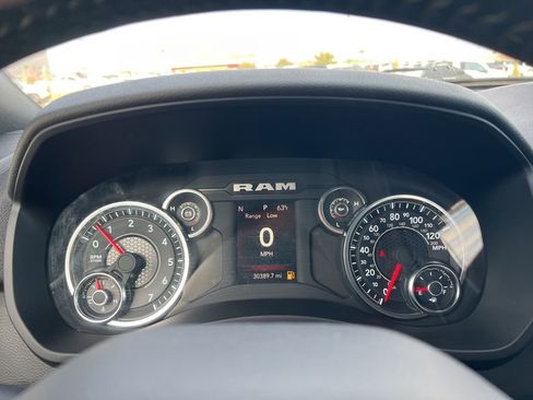 Used 2024 RAM 2500 Big Horn image 19