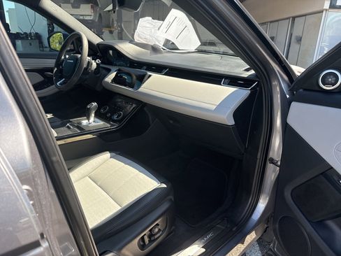 Used 2020 Land Rover Range Rover Evoque R-Dynamic SE AWD/4WD image 11