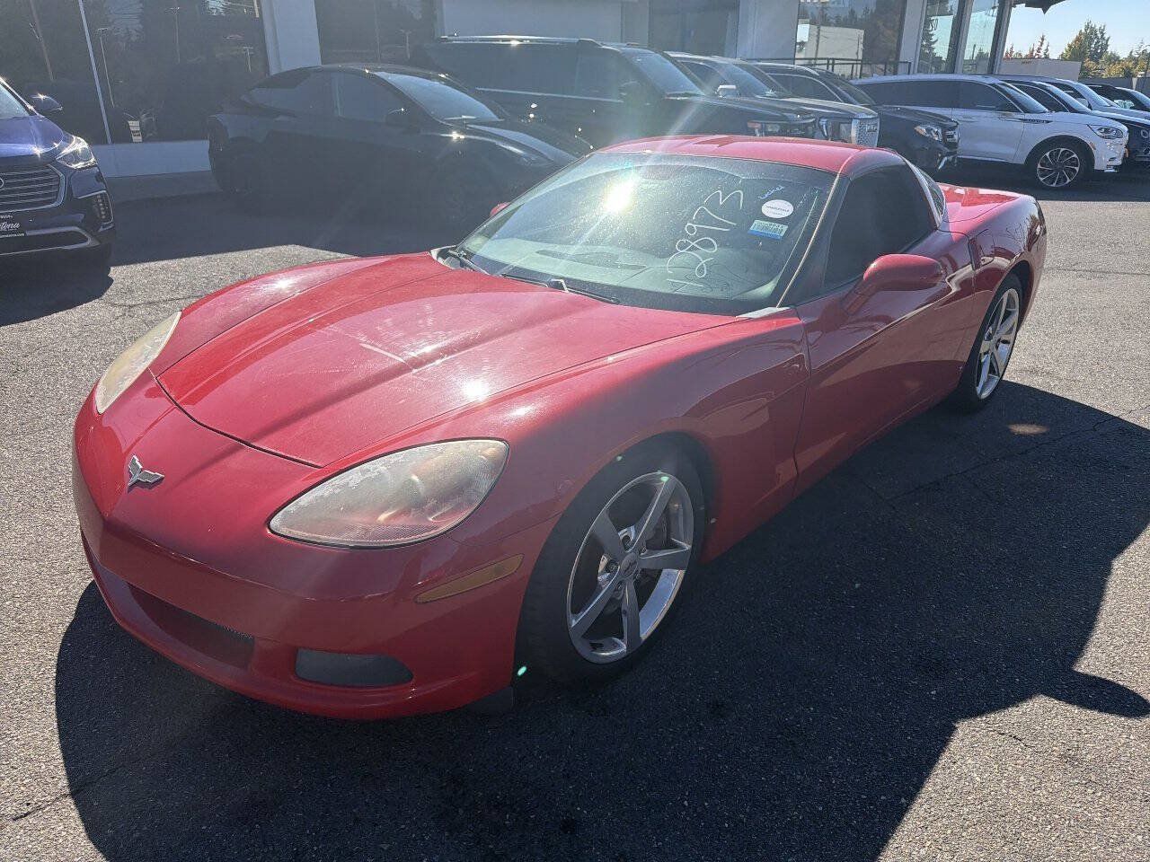 Used 2008 Chevrolet Corvette Coupe w/ Z51 Performance Package RWD image 1