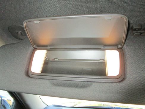 Used 2021 Chevrolet Tahoe LT image 31