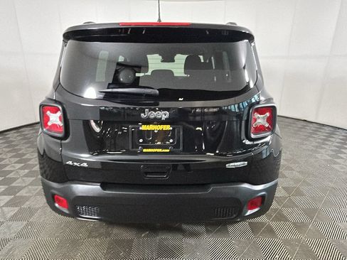 Used 2020 Jeep Renegade Latitude w/ Cold Weather Group AWD/4WD image 5